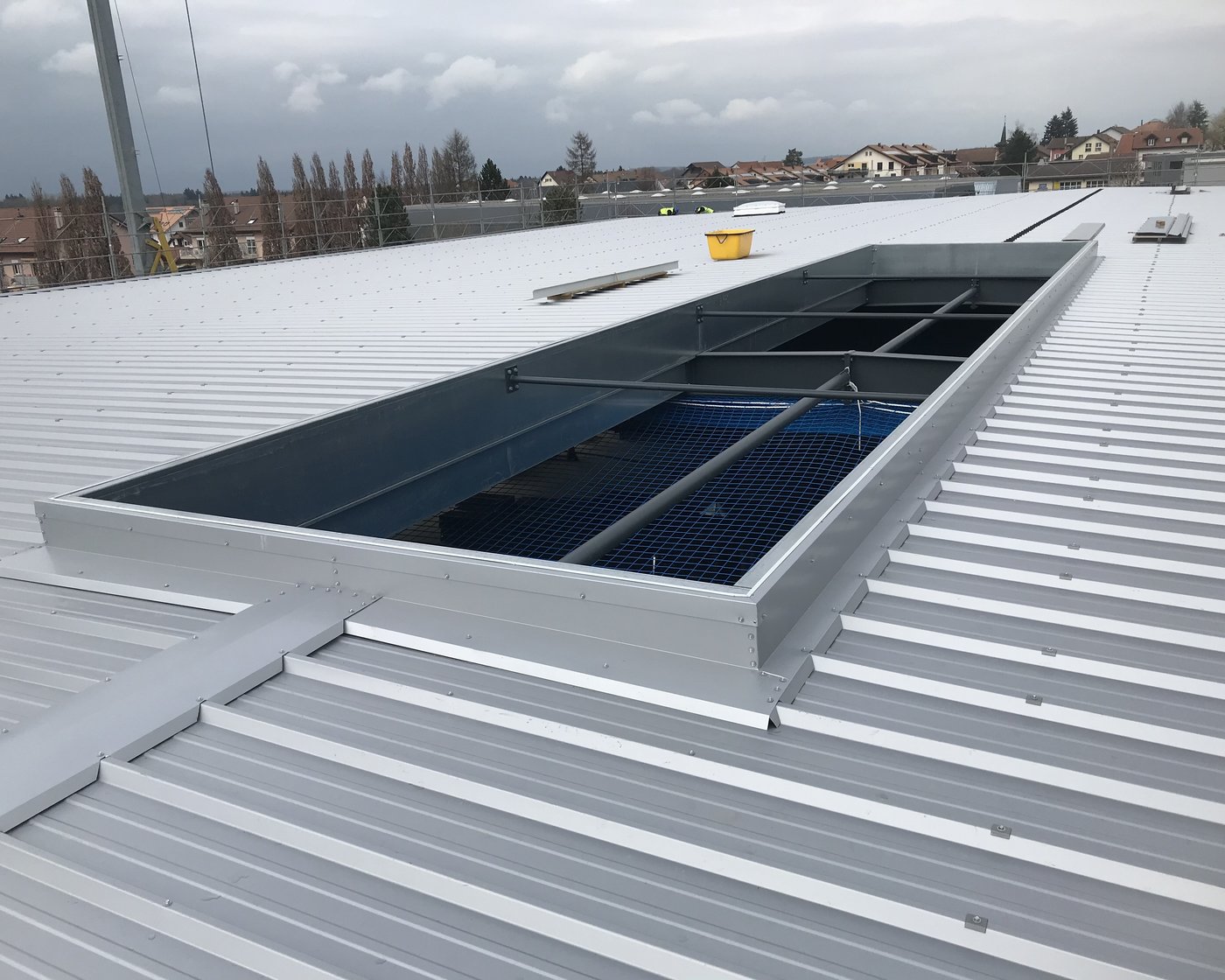 Halle; Centre de trampoline et loisirs, Etagnières