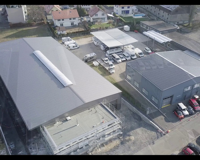 Video; Ast-Birrer GmbH, Pieterlen Halle de stockage (d`entreposage) Ast Birrer GmbH à Pieterlen